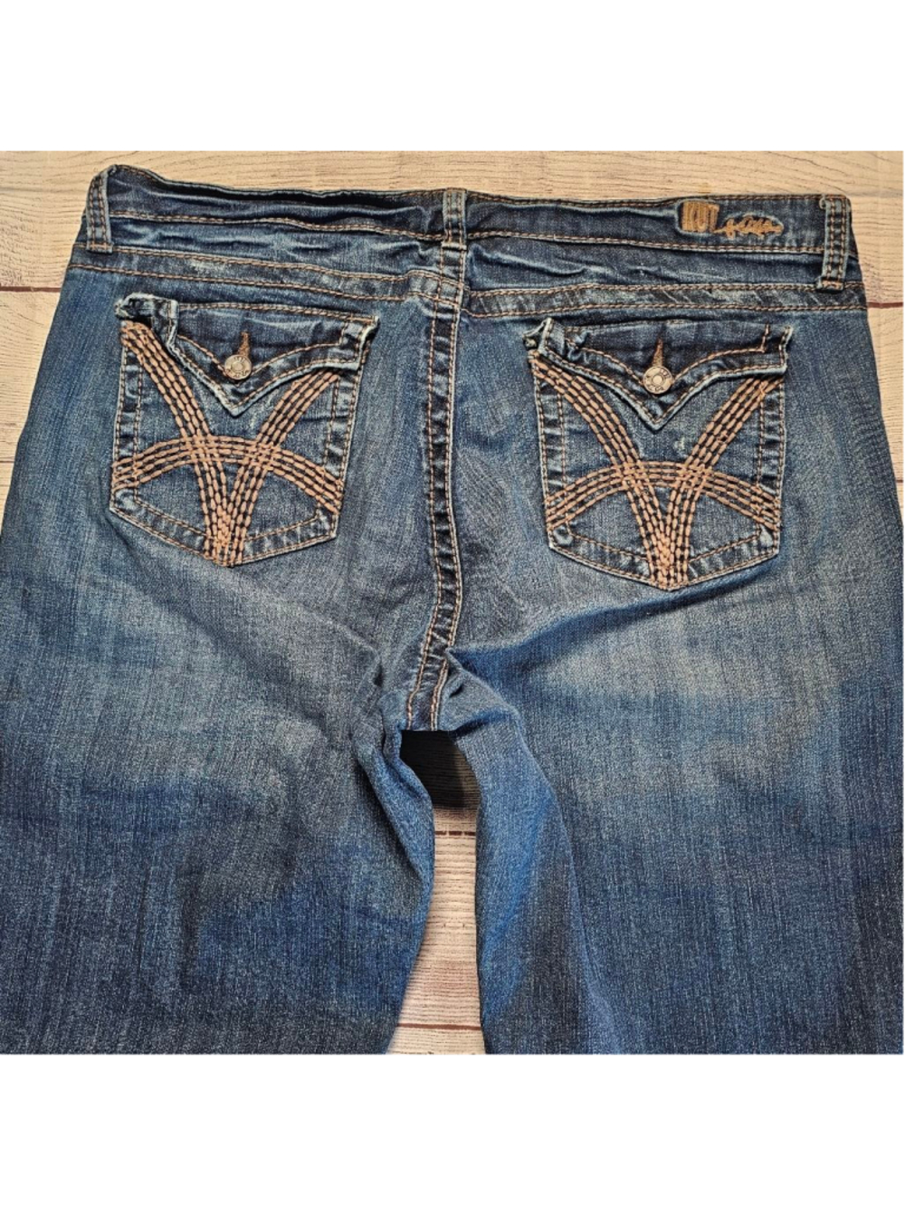 Kut from the kloth 18W capris/shorts - Picture 8 of 14